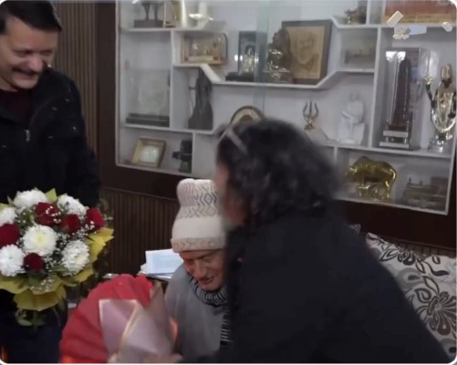 पद्म भूषण से सम्मानित होने पर गदगद हुआ भगत सिंह कोशियारी का परिवार