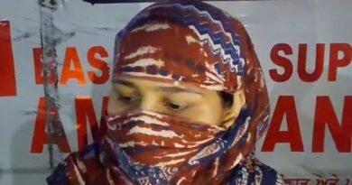 जालंधर में युवक पर घर में घुसकर मां-बेटी से मारपीट और छेड़छाड़ के आरोप लगे हैं। पीड़ित पक्ष ने आरोपी पर फोन तोड़ने और धमकियां देने के भी आरोप लगाए।