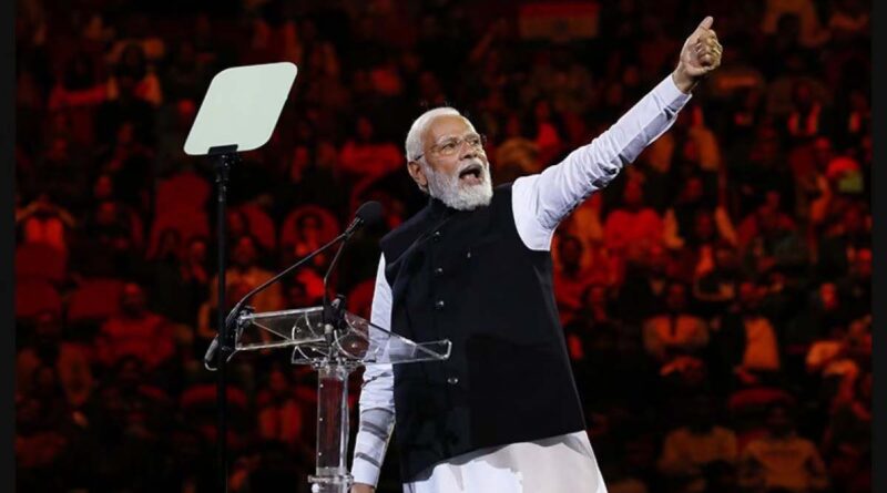 PM Modi Convoy Reduction के तहत प्रधानमंत्री नरेंद्र मोदी ने अपने काफिले की गाड़ियों की संख्या कम करने का फैसला लिया। जानिए ईंधन बचत, पर्यावरण संरक्षण और VIP कल्चर पर इस बड़े फैसले का असर।