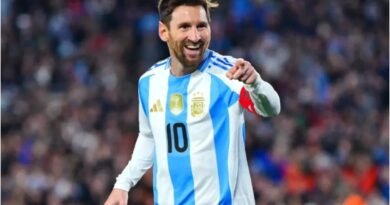FIFA World Cup 2026 में अर्जेंटीना के कप्तान लियोनेल मेसी ऑस्ट्रिया के खिलाफ कई बड़े रिकॉर्ड तोड़ने के करीब हैं। जानिए मेसी के रिकॉर्ड, अर्जेंटीना बनाम ऑस्ट्रिया मैच की पूरी जानकारी और विश्व कप इतिहास में उनकी उपलब्धियां।