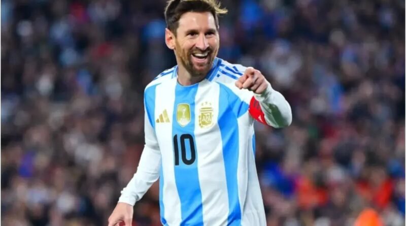 FIFA World Cup 2026 में अर्जेंटीना के कप्तान लियोनेल मेसी ऑस्ट्रिया के खिलाफ कई बड़े रिकॉर्ड तोड़ने के करीब हैं। जानिए मेसी के रिकॉर्ड, अर्जेंटीना बनाम ऑस्ट्रिया मैच की पूरी जानकारी और विश्व कप इतिहास में उनकी उपलब्धियां।