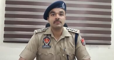 जालंधर युवक हत्या मामला में पुलिस ने बड़ी सफलता हासिल की है। चौहान कॉलोनी में युवक की हत्या के मामले में CCTV फुटेज के आधार पर आरोपी को गिरफ्तार कर लिया गया। जानिए ACP ने क्या खुलासा किया।
