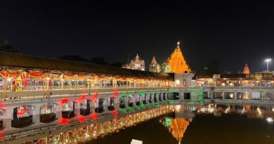 श्री देवी तालाब मंदिर बम धमकी के बाद जालंधर, अमृतसर, पठानकोट, बठिंडा और पटियाला के धार्मिक स्थलों पर सुरक्षा बढ़ा दी गई है। पुलिस, बम निरोधक दस्ते और डॉग स्क्वॉड जांच में जुटे हैं।