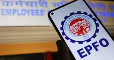 EPFO नया पीएफ नियम 2026 के तहत 15,000 रुपये की वेतन सीमा से ऊपर PF योगदान स्वैच्छिक होगा। जानें नया नियम क्या है, किस पर लागू होगा, 1800 रुपये की सीमा कैसे काम करेगी और आपकी इन-हैंड सैलरी पर इसका क्या असर पड़ेगा।