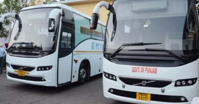Jalandhar Vaishno Devi AC Volvo Bus: पंजाब रोडवेज पहली बार जालंधर और लुधियाना से मां वैष्णो देवी (कटरा) के लिए AC वॉल्वो बस सेवा शुरू करने जा रहा है। जानें रूट, सुविधाएं और यात्रियों को मिलने वाला बड़ा फायदा।
