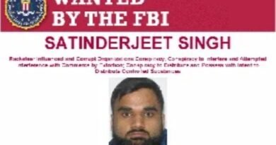 Lawrence Bishnoi FBI Action के तहत FBI ने लॉरेंस बिश्नोई नेटवर्क पर बड़ी कार्रवाई करते हुए 24 गैंगस्टरों को गिरफ्तार किया। गोल्डी बराड़ पर 50 हजार डॉलर का इनाम घोषित किया गया है और प्रत्यर्पण की प्रक्रिया भी शुरू की जा सकती है।