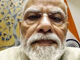 PM Modi Selfie Video जंतर-मंतर प्रदर्शन के बीच चर्चा का विषय बन गया। जानिए क्यों मेटा ने प्रधानमंत्री नरेंद्र मोदी का सेल्फी वीडियो हटाया, बाद में क्यों बहाल किया और परीक्षा सुधार को लेकर पीएम मोदी ने क्या बड़ा ऐलान किया।