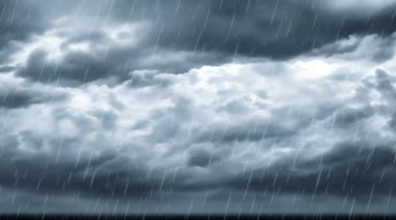 UP Heavy Rain Alert: आईएमडी ने उत्तर प्रदेश में अगले 5 दिनों तक भारी बारिश का अलर्ट जारी किया है। 28-29 जुलाई को कई जिलों में भारी से बहुत भारी बारिश, वज्रपात और बिजली गिरने की चेतावनी दी गई है।