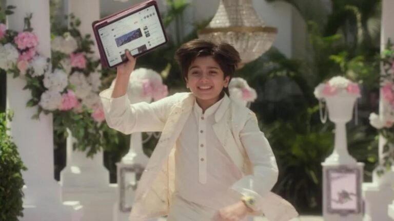 दादी की शादी OTT रिलीज के बाद फिल्म Netflix पर जबरदस्त ट्रेंड कर रही है। नीतू कपूर और कपिल शर्मा स्टारर यह कॉमेडी फिल्म बॉक्स ऑफिस पर फ्लॉप रही, लेकिन OTT पर दर्शकों की पहली पसंद बन गई। जानें कहानी, कास्ट और कलेक्शन।