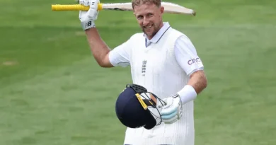 Joe Root ने घरेलू टेस्ट क्रिकेट में सबसे ज्यादा रन बनाने का रिकॉर्ड अपने नाम कर लिया है। रिकी पोंटिंग को पीछे छोड़ते हुए Joe Root ने 7,594 रन पूरे किए।