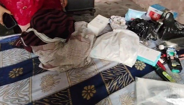 Jalandhar Theft News: बस्ती शेख के उजाला नगर में परिवार के हिमाचल जाने के दौरान चोर घर में घुसे और 5 हजार नकदी, मोबाइल, चांदी के गहने व टूटियां लेकर फरार हो गए।